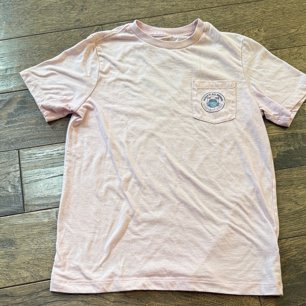 Vineyard Vines Pink T-Shirt with Palm Tree Graphic